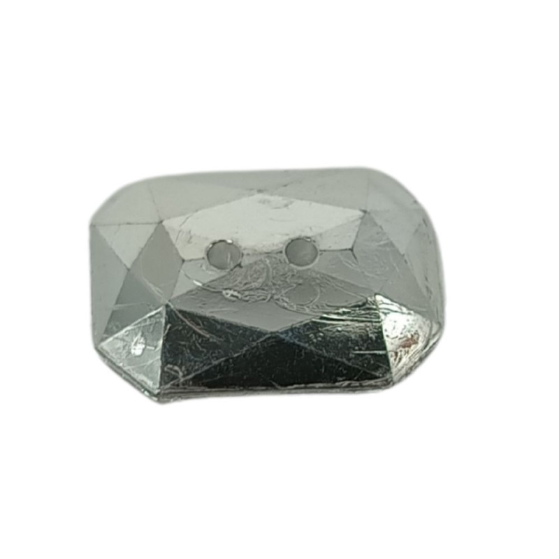 Plasticno dugme 15 mm / 17 mm