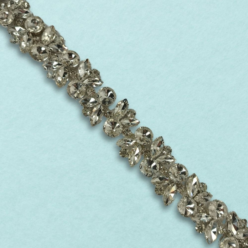Metalna traka sa cirkonima / Crystal / Srebrna osnova / 30 mm