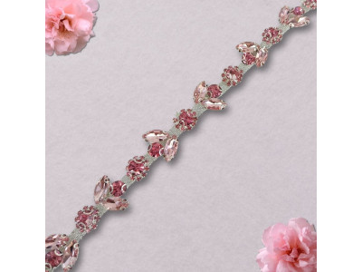 Metalna traka sa cirkonima / Roze / Srebrna osnova / 23 mm