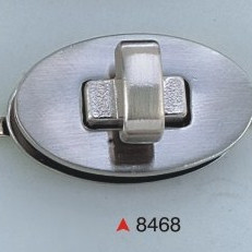 Metalna bravica za torbe 8468