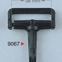 Plasticni karabinjer 38 mm 9067
