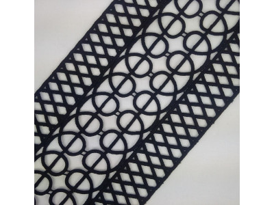 Čipka 15 cm / Crna