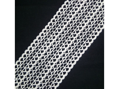 Čipka 9 cm / Bela