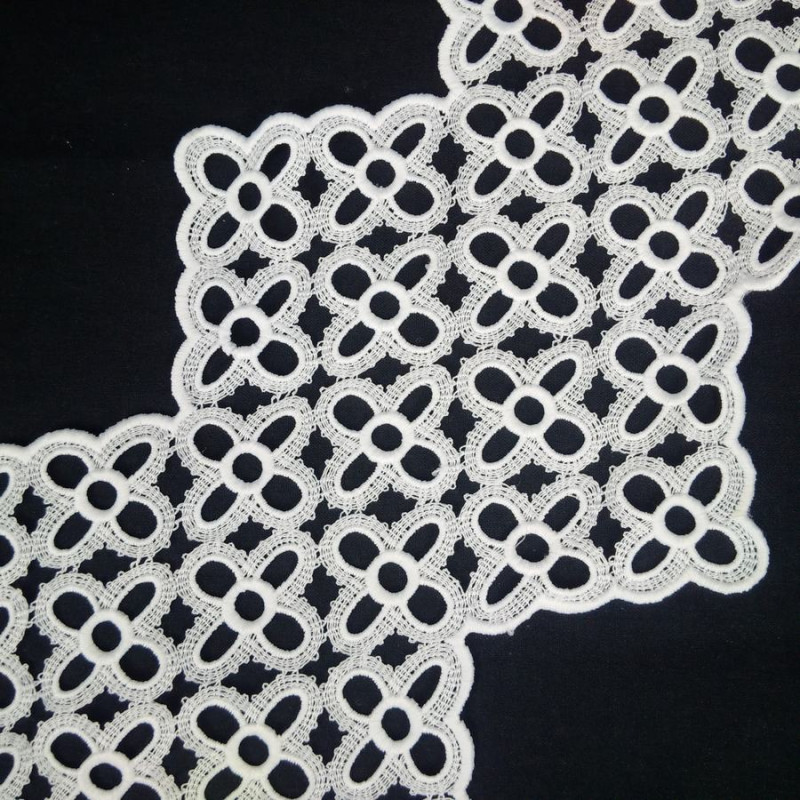 Čipka 18 cm / Bela Čipka 18 cm / Bela
