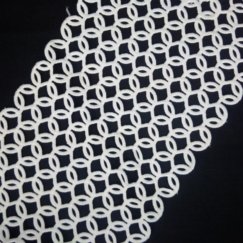 Čipka 18 cm / Bela Čipka 18 cm / Bela