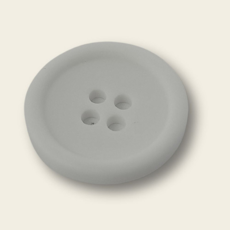 Plastično dugme / 32"