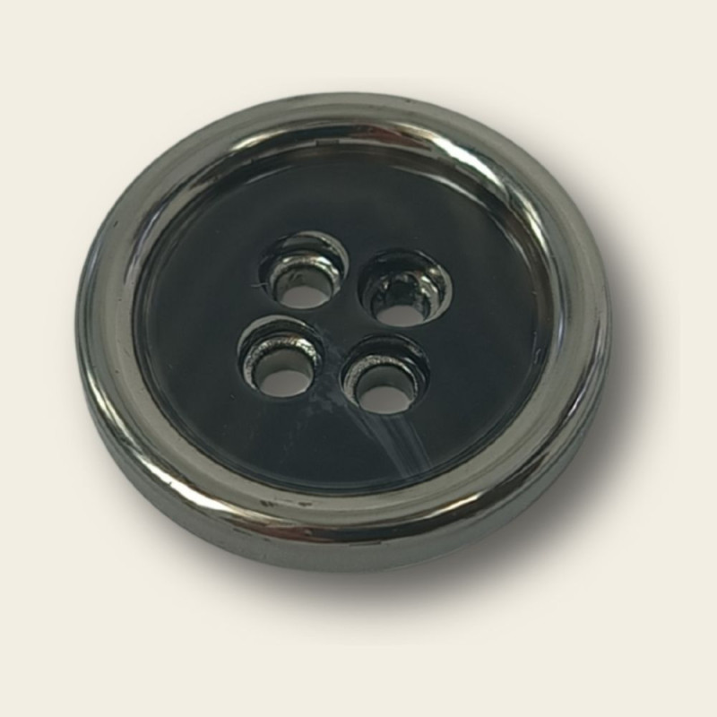 Plastično dugme / 36"