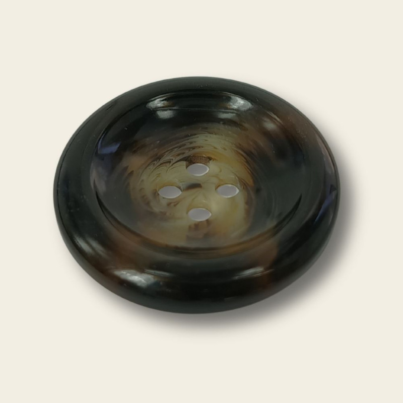 Plastično dugme / 54"