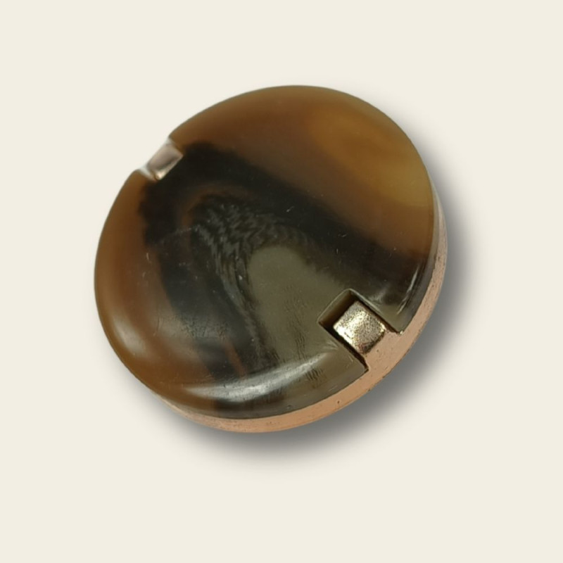 Plastično dugme / 48"