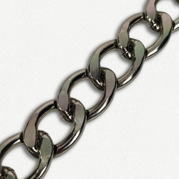 Lanac 27 x 20 x 4 mm / Srebrna