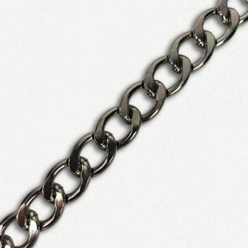 Lanac 27 x 20 x 4 mm / Srebrna