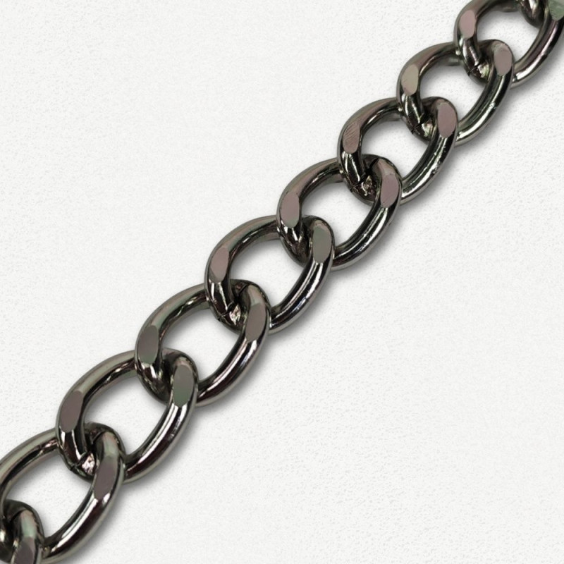 Lanac 20 x 15 x 3 mm / Srebrna Lanac 20 x 15 x 3 mm / Srebrna