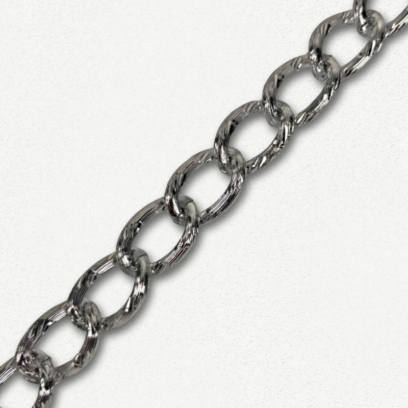 Aluminijumski lanac 30 x 20 x 4 mm / Srebrna Aluminijumski lanac 30 x 20 x 4 mm / Srebrna