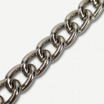 Lanac 18 x 13 x 3 mm / Srebrna