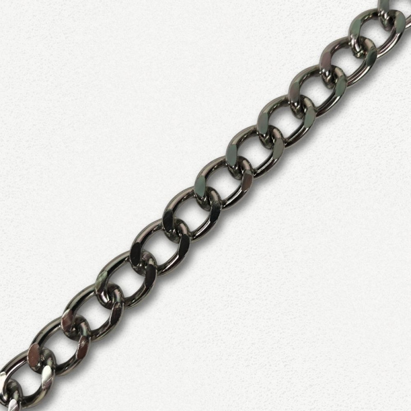 Lanac 20 x 15 x 3 mm / Srebrna Lanac 20 x 15 x 3 mm / Srebrna