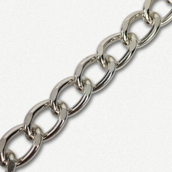 Lanac 15 x 10 x 2 mm / Srebrna